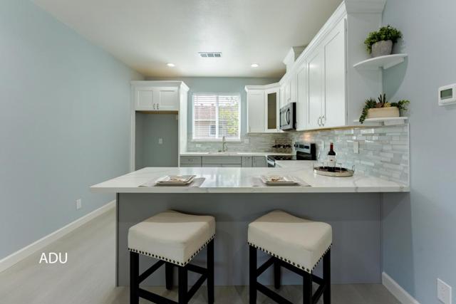 462 Madison Drive, San Jose CA: https://media.crmls.org/mediaz/b0462b26-0787-44bc-9a3f-8f2695c1dc17.jpg