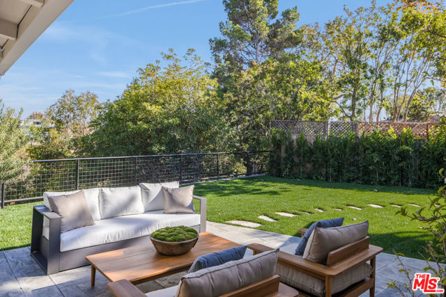 Drew Fenton | 516 Hanley Place Los Angeles CA | MLS: 7489437