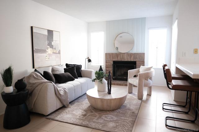 4835 Glenhaven Dr, Oceanside CA: https://media.crmls.org/mediaz/b047dcd5-00bf-45da-a423-c992efeadec0.jpg