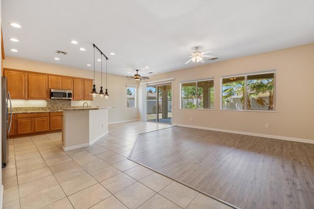 80598 Avenida San Felipe, Indio CA: https://media.crmls.org/mediaz/b047f29e-3d4d-4a3d-835f-43ed5ec56ef2.jpg