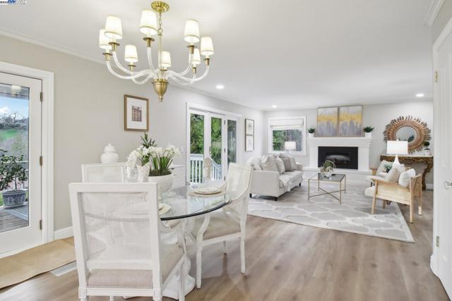 484 El Pintado Rd, Danville CA: https://media.crmls.org/mediaz/b0495709-a2da-450d-8b96-4321f9c52ab4.jpg