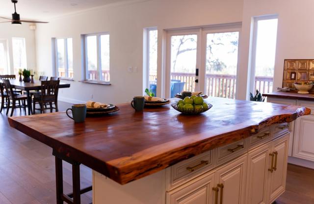 10701 Empire Grade, Santa Cruz CA: https://media.crmls.org/mediaz/b04aade6-7442-4a94-a225-adb7ca3d02a6.jpg