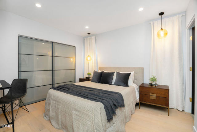 5622 Natick Avenue, Sherman Oaks CA: https://media.crmls.org/mediaz/b04b6205-1de0-48d3-b8d6-849a03111643.jpg