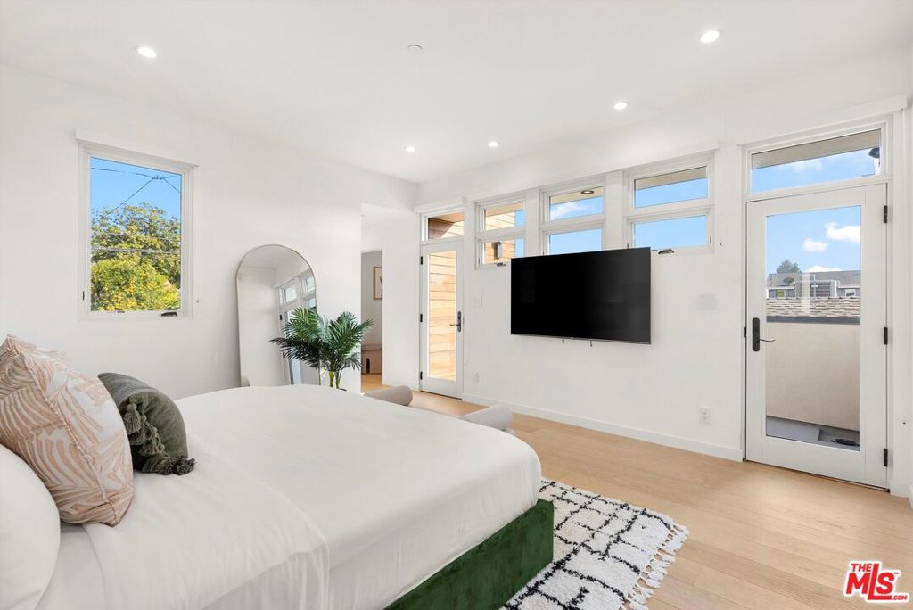 MLS #26861857 image #37