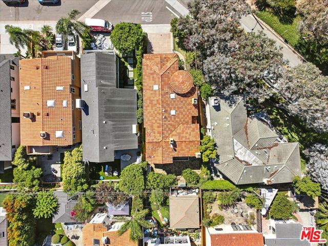 3200 Elm Avenue, Manhattan Beach, California 90266, 5 Bedrooms Bedrooms, ,4 BathroomsBathrooms,Residential,For Sale,Elm,25584821