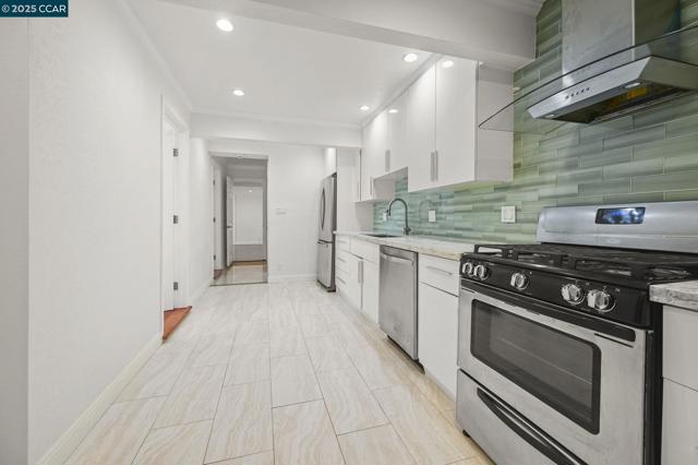 3698 De Rosa Ct, Concord CA: https://media.crmls.org/mediaz/b04d4650-7564-4f46-9bb0-81c96b1ecede.jpg
