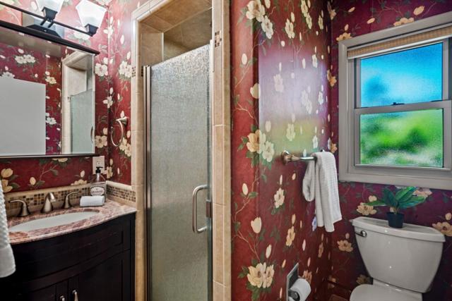 30 Santa Ana Drive, Salinas CA: https://media.crmls.org/mediaz/b04e1cc3-f6ed-40a3-bfb5-490267057195.jpg