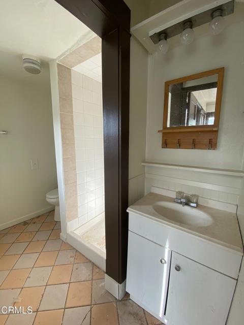 153 S South Laurel Street, Ventura CA: https://media.crmls.org/mediaz/b04e815c-671f-4467-9100-8282a461a15b.jpg