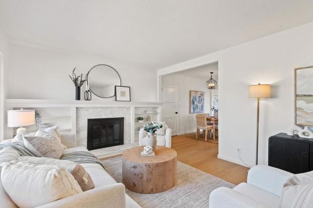 3806 Kenwood Avenue, San Mateo CA: https://media.crmls.org/mediaz/b04e9d9a-3b00-4191-af52-e2a24abb960d.jpg