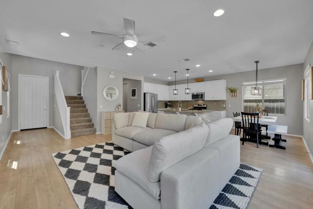 1132 Cherry Tree Lane, Vista CA: https://media.crmls.org/mediaz/b04ea0d0-0924-48a8-b591-4b138d9cb52b.jpg
