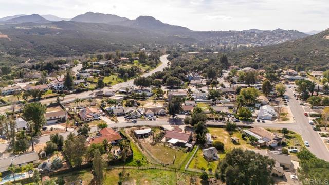 Detail Gallery Image 5 of 54 For 24820 Abalar Way, Ramona,  CA 92065 - 4 Beds | 2 Baths