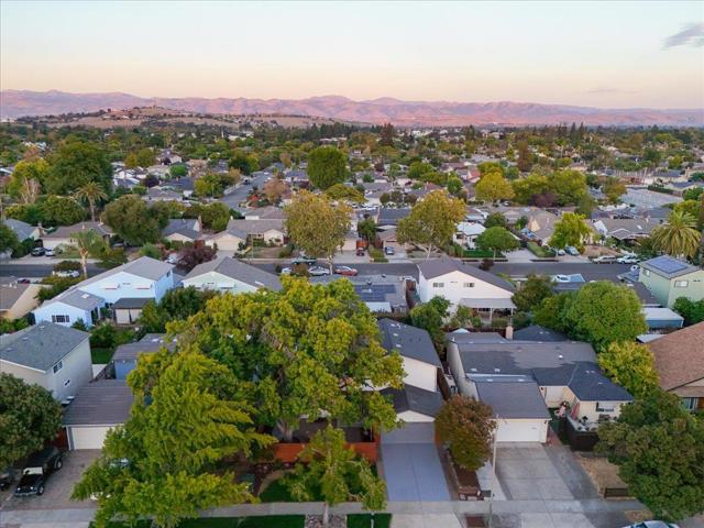 3104 Cherry Avenue, San Jose CA: https://media.crmls.org/mediaz/b04f3398-4c73-4113-96a8-8d3029e16779.jpg