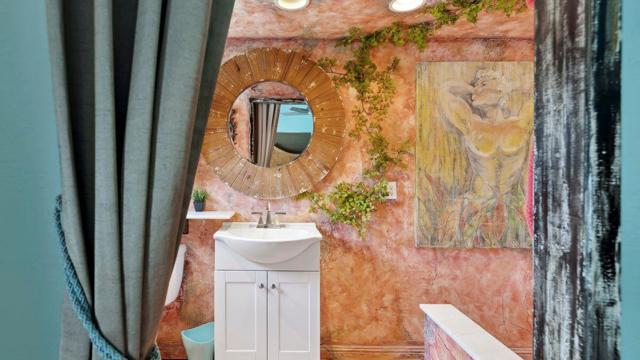 901 S Calle Tomas, Palm Springs CA: https://media.crmls.org/mediaz/b04f6d18-ecfd-47b5-9e84-3b65932236eb.jpg