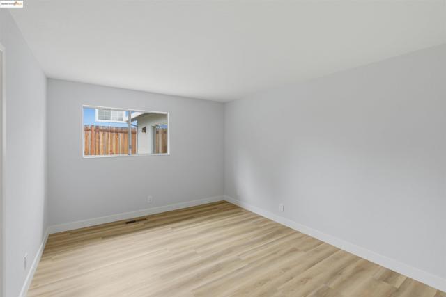 3640 Sun View Terrace, Concord CA: https://media.crmls.org/mediaz/b04f7241-eb07-4db0-8e67-960bf016a8c5.jpg