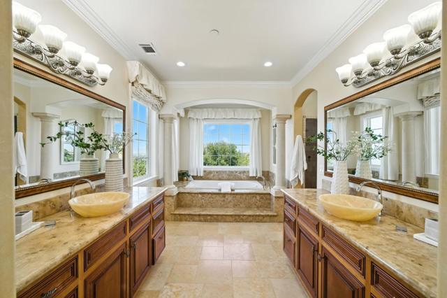 44989 Vista Del Sol, Fremont CA: https://media.crmls.org/mediaz/b04fdc97-5e4b-486a-b131-297c980393c6.jpg