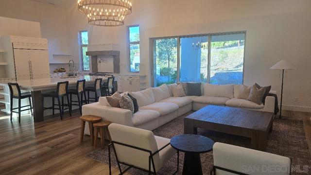 5808 Lake Vista Dr., Bonsall CA: https://media.crmls.org/mediaz/b05181b6-7b78-4a66-977e-c3ab58052533.jpg