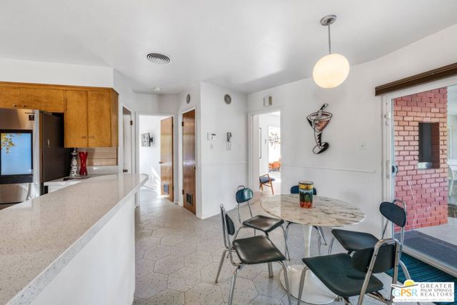 Image 8 of 32 For 1112 Avenida Caballeros