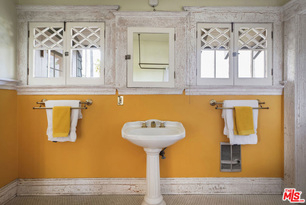 MLS #25544563 img 49