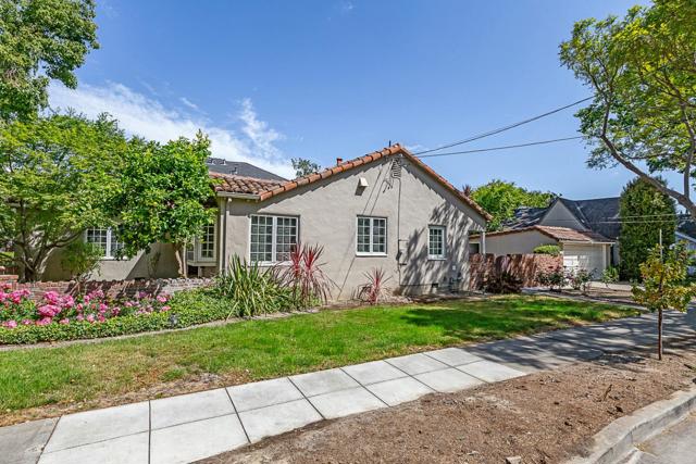 1198 Coolidge Avenue, San Jose CA: https://media.crmls.org/mediaz/b0539ce5-d9ba-46d8-9858-43879e4c56c1.jpg