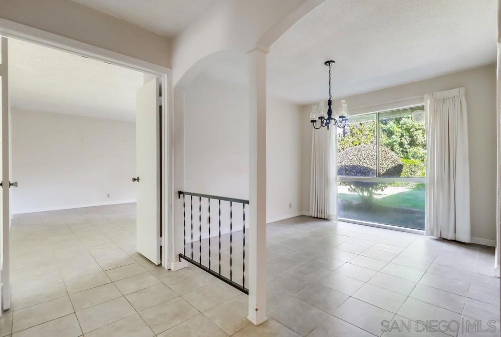 MLS #250042910SD image #12