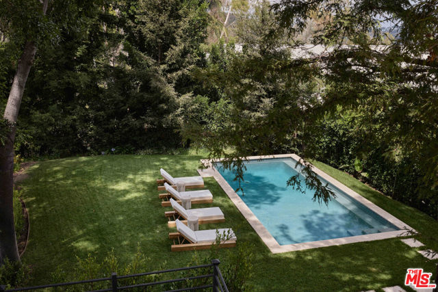 6 Bed Home for Sale in Los Angeles, California