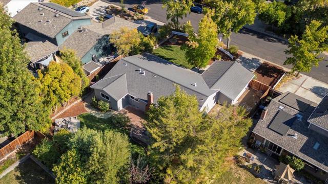 119 Belcrest Drive, Los Gatos CA: https://media.crmls.org/mediaz/b054c152-c635-424b-bbf0-d23dac1f8fa1.jpg