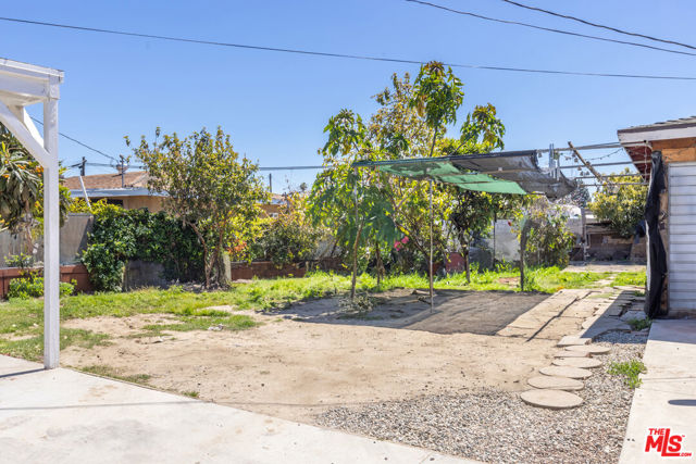 2340 119th Street, Los Angeles, California 90059, 2 Bedrooms Bedrooms, ,1 BathroomBathrooms,Single Family Residence,For Sale,119th,24379065