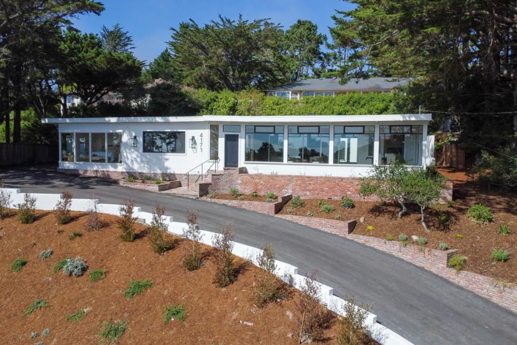 4171 Sunset Lane