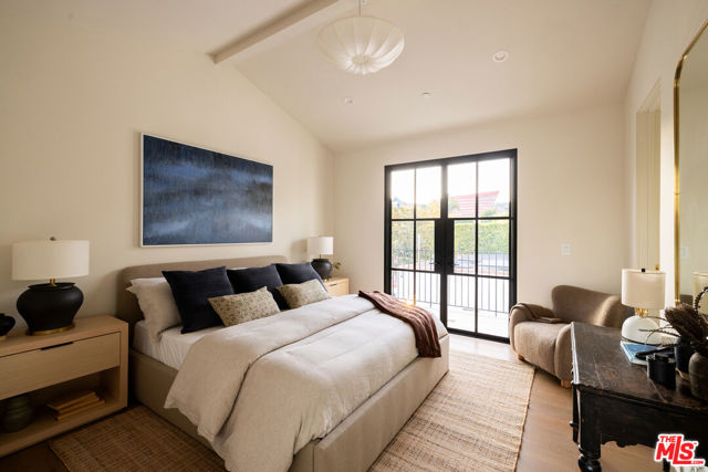 Image 22 of 28 For 525 Westmount Drive