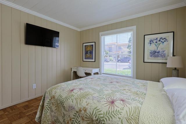 518 5th Street, Coronado CA: https://media.crmls.org/mediaz/b0559a9b-30b3-42c8-a7c5-075de9b21e42.jpg