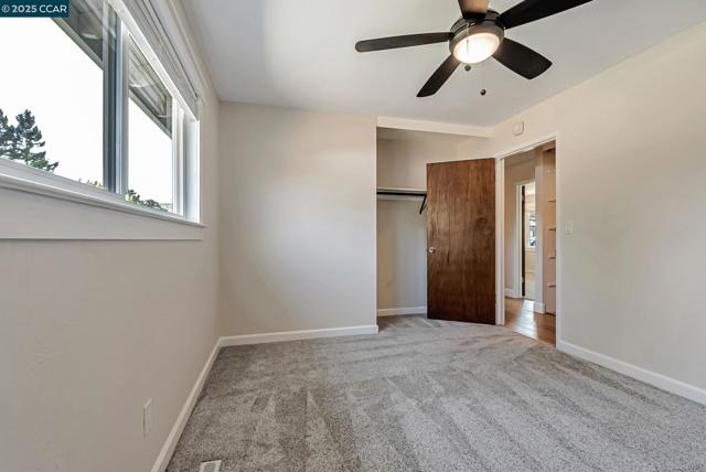 5891 Caulfield Dr, Clayton CA: https://media.crmls.org/mediaz/b055b2cf-6c20-4644-b06a-90fc5ffa24c5.jpg