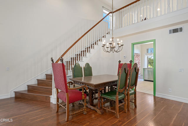 Detail Gallery Image 4 of 25 For 815 Vista Grande Dr, Santa Paula,  CA 93060 - 3 Beds | 2/1 Baths