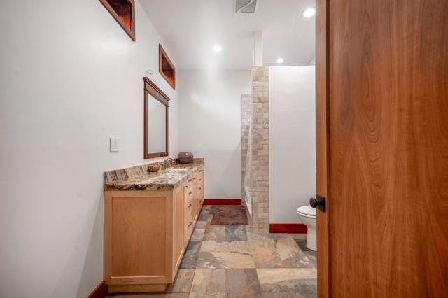 30625 Stonewall Canyon Road, Soledad CA: https://media.crmls.org/mediaz/b056e5cb-d713-4e40-967a-e8ec08c40e0d.jpg