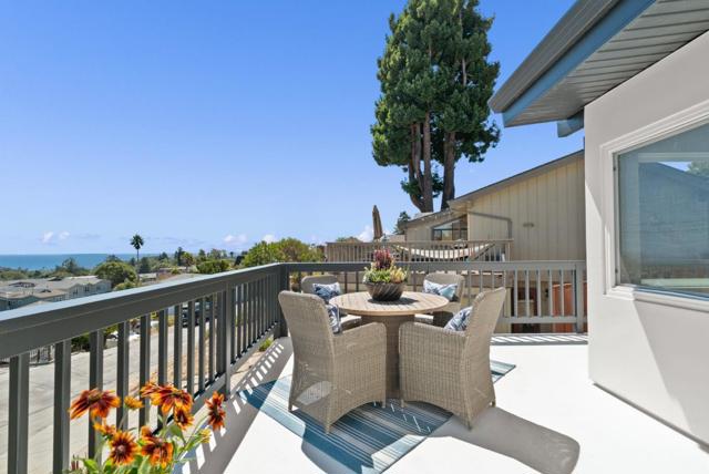 105 Vista Mar Court, Aptos CA: https://media.crmls.org/mediaz/b0580750-a5c1-4626-8417-333a99cee9fb.jpg