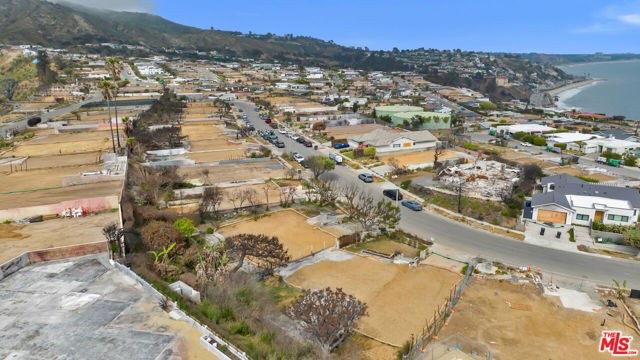 Drew Fenton | 3753 Malibu Vista Drive Malibu CA | MLS: 7431371