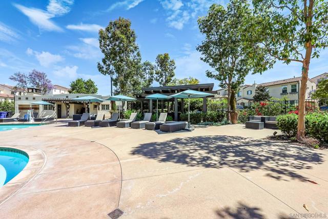 16291 Veridian Cir, San Diego CA: https://media.crmls.org/mediaz/b05913c9-a9dd-45cb-8061-41a428ecfc4b.jpg