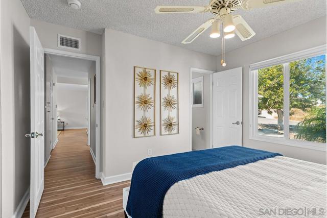 6387 Lake Badin Ave, San Diego CA: https://media.crmls.org/mediaz/b05940d7-ef77-43bb-8dd2-73111b904614.jpg