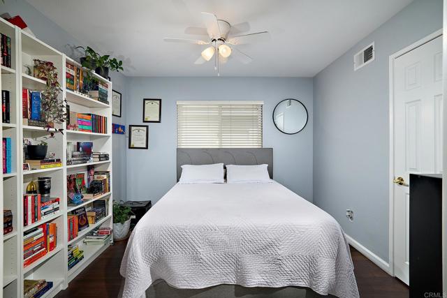 29720 Gracilior Drive, Escondido CA: https://media.crmls.org/mediaz/b059fe87-a01c-4c8d-ab45-a61cd383430a.jpg