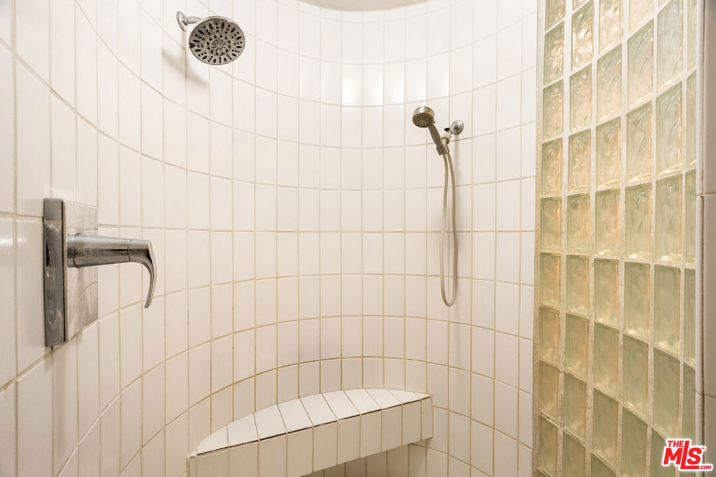 MLS #26985337 image #21