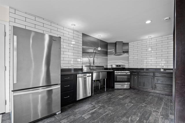 Image 16 of 22 For 3020 Meadow Grove Drive