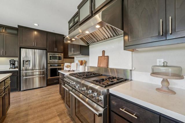 18713 White Moon Drive, Morgan Hill CA: https://media.crmls.org/mediaz/b05a99ce-1dfb-4a93-ac9f-1d18020487d0.jpg