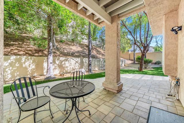 18103 Smokesignal Drive, San Diego CA: https://media.crmls.org/mediaz/b05af6d3-0247-41ea-8529-42e1e261c410.jpg