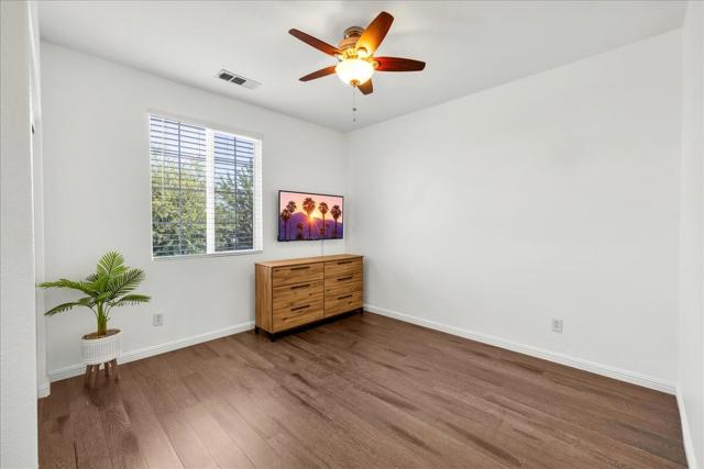 Image 23 of 48 For 84186 Canzone Drive