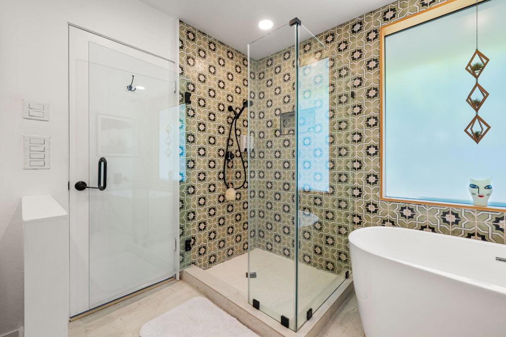 MLS #219135225DA image #28