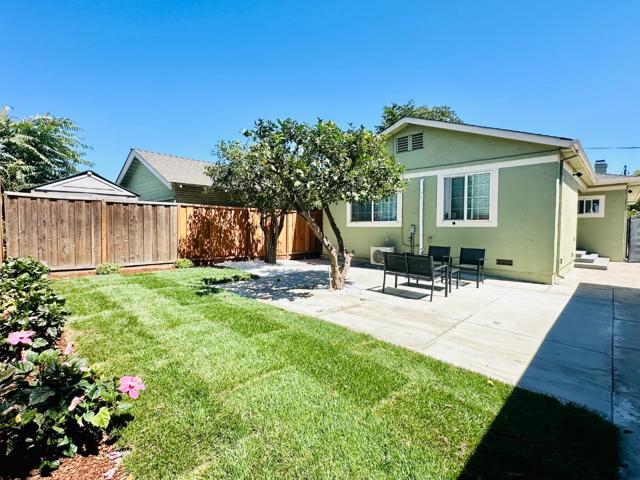 159 Hollywood Avenue, San Jose CA: https://media.crmls.org/mediaz/b05c0120-1e6c-45f4-8474-2e17c02d2ecb.jpg