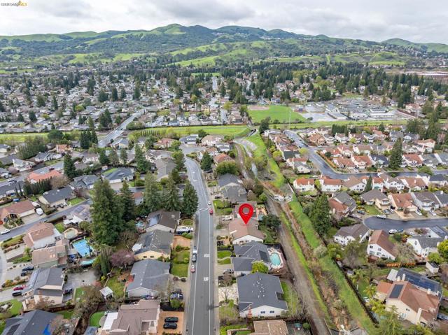 Image 57 of 59 For 3237 Vera Cruz Dr