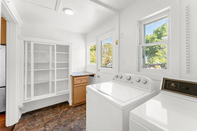 126 N Ellsworth Avenue, San Mateo CA: https://media.crmls.org/mediaz/b05d69b9-f666-4616-82b7-62770d4eacf0.jpg