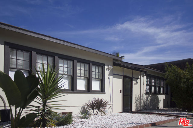 1857 7TH Street, Santa Monica CA: https://media.crmls.org/mediaz/b05e161a-9226-4158-b669-79db73d0c8bd.jpg