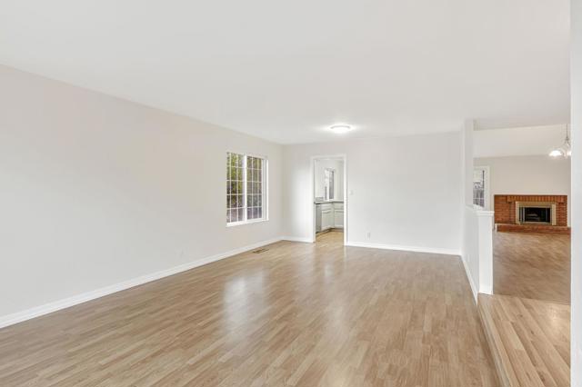 3695 Skyline Drive, Hayward CA: https://media.crmls.org/mediaz/b05e5eef-8ee6-4a42-9106-ed18e39f860e.jpg