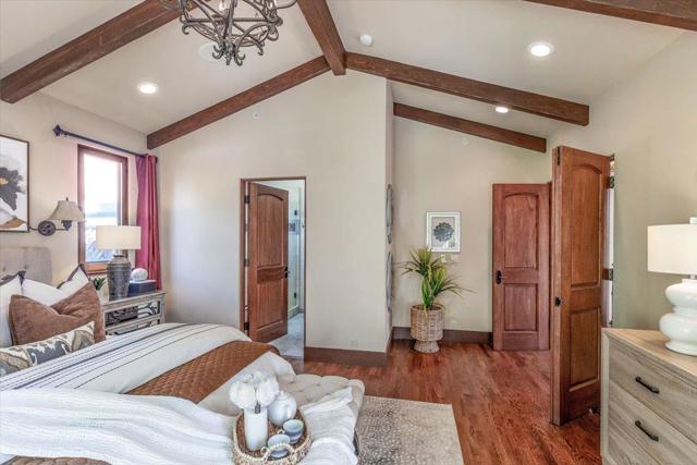 216 San Mateo Avenue, Los Gatos CA: https://media.crmls.org/mediaz/b05ec6b9-2fd1-4664-8b92-44e720f1b304.jpg